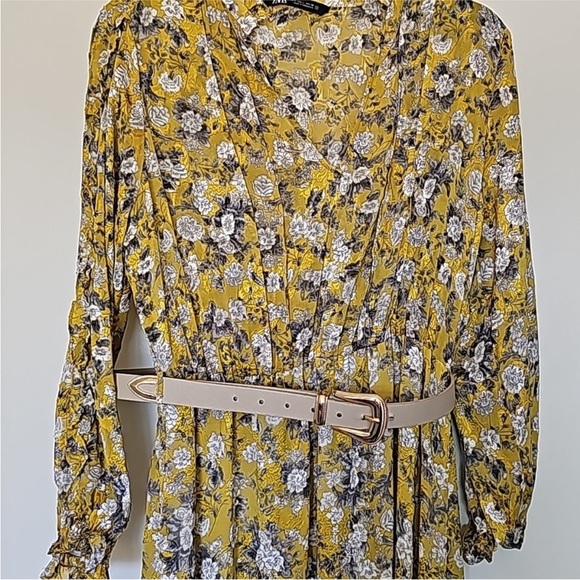 Zara Yellow Floral dress - Picture 7 of 8